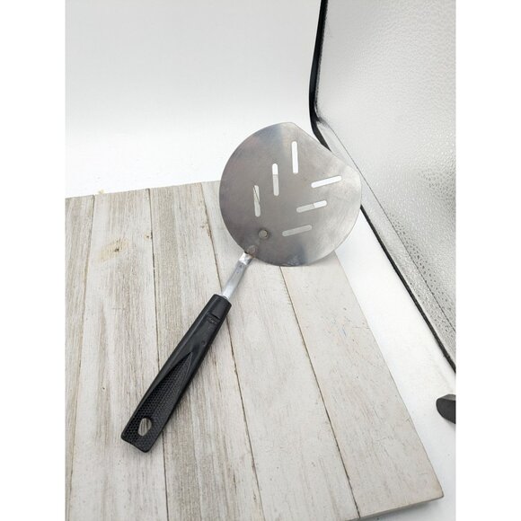 Ekco Metal Slotted Wide Turner With Black Handle 10 1/4" - Picture 1 of 7